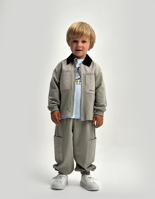 Жакет в утилитарном стиле для мальчика