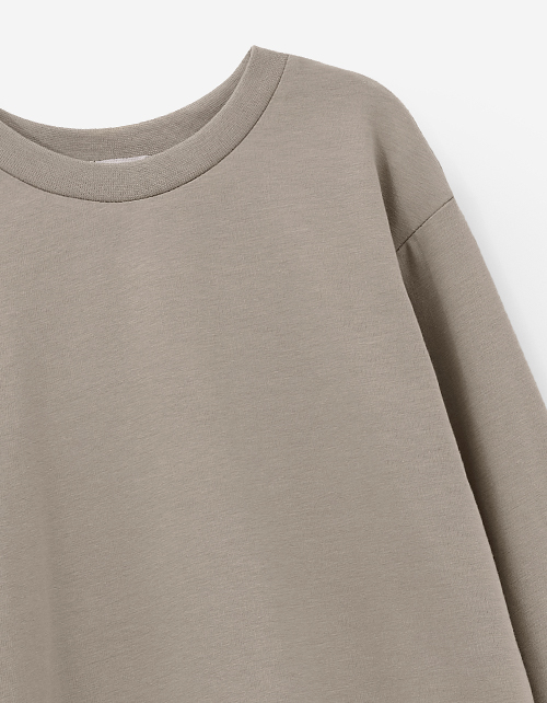 Оливковый лонгслив Оливковый лонгслив