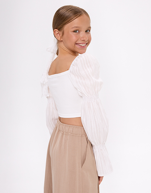Укороченная молочная блузка для девочки
