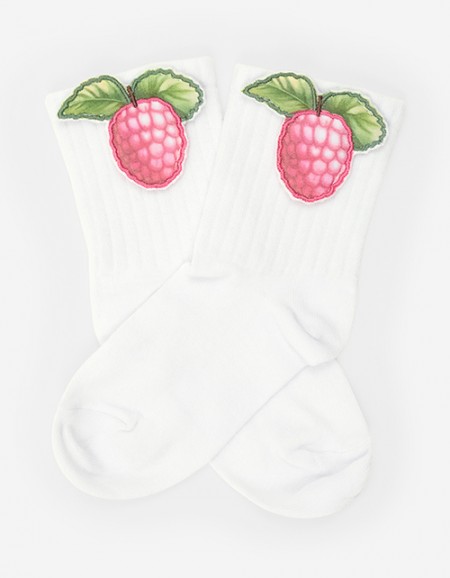 Белые носки с малиной для девочки