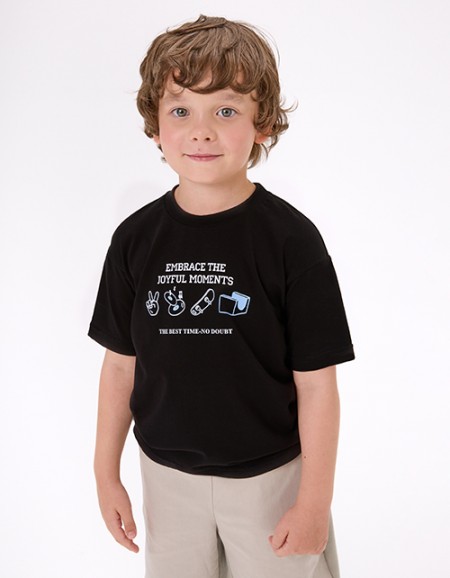 Чёрная футболка для мальчика