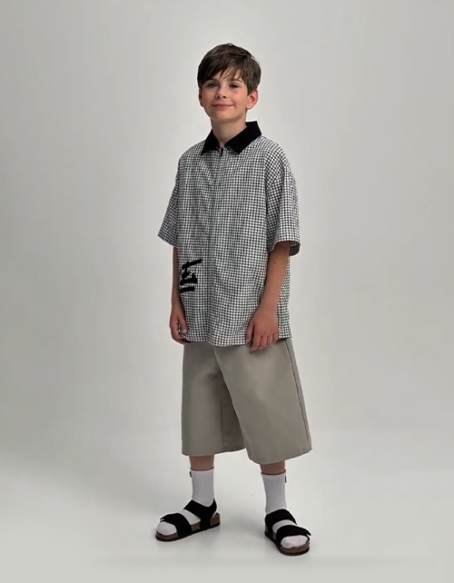 Оливковая футболка без рукавов для мальчика