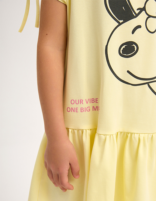 Яркое платье для девочки